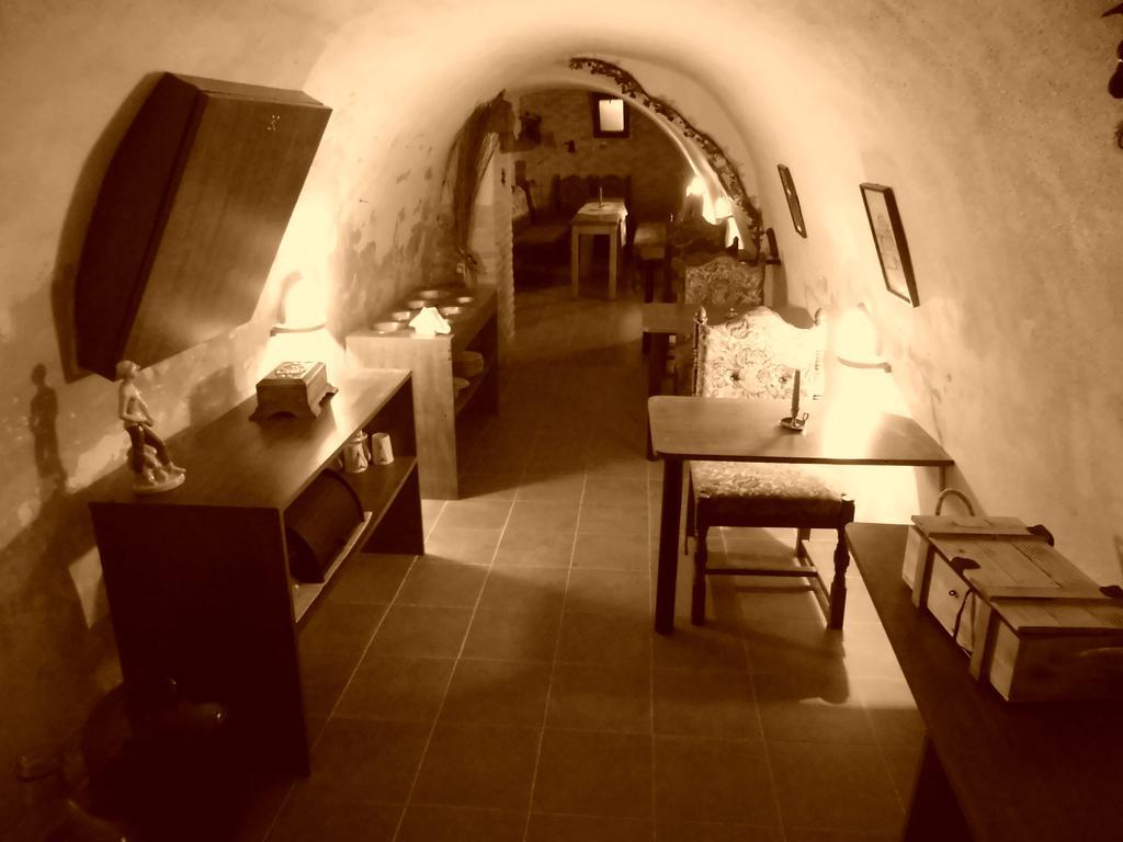 Hotel Excellent Kroměříž Kültér fotó