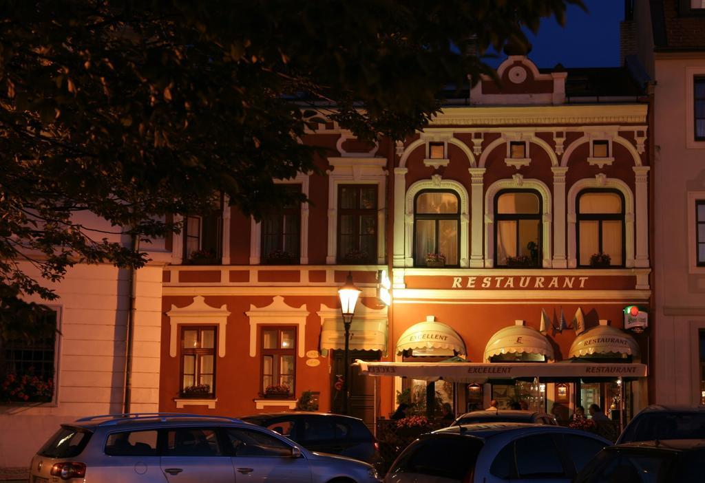 Hotel Excellent Kroměříž Kültér fotó